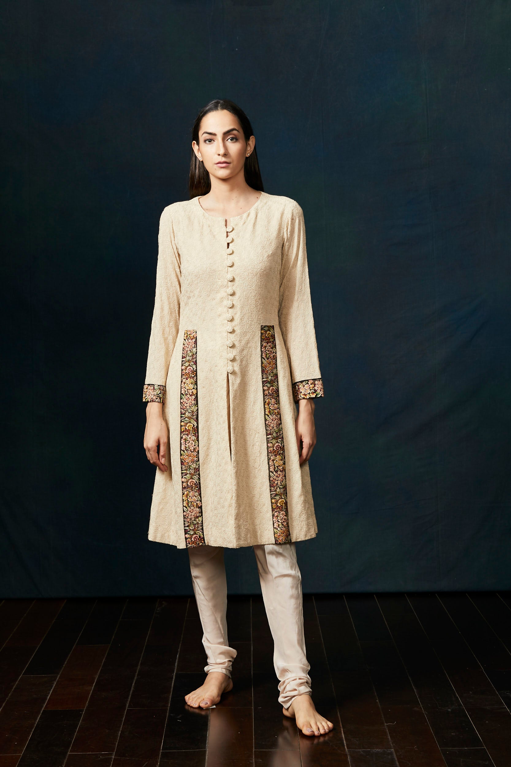 Soft beige kurta with embroidery border