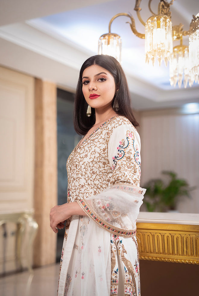 Ivory embroidered kurta set